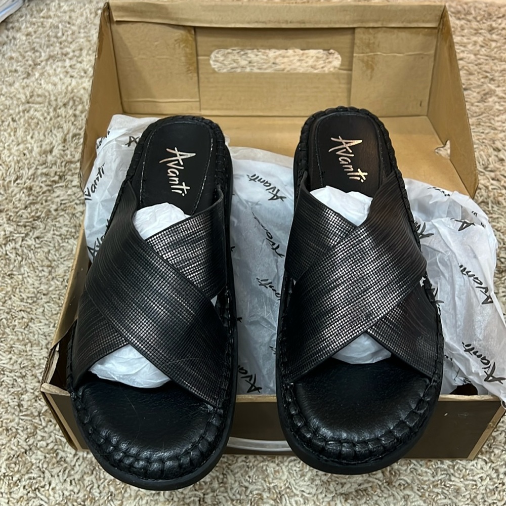 Avanti sandals